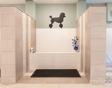 5350 Pinehurst Park Drive - Photo Thumbnail 8