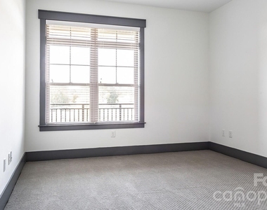 5350 Pinehurst Park Drive - Photo Thumbnail 43