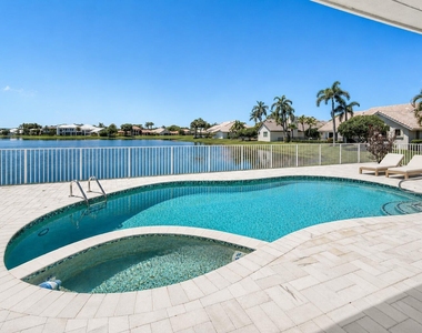 4440 Woodfield Boulevard - Photo Thumbnail 2