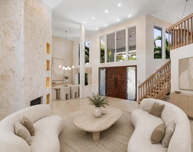 4440 Woodfield Boulevard - Photo Thumbnail 7
