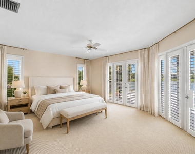 4440 Woodfield Boulevard - Photo Thumbnail 15