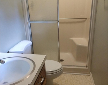 10115 Elmsbrook Lane - Photo Thumbnail 16