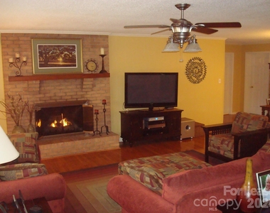 10115 Elmsbrook Lane - Photo Thumbnail 1