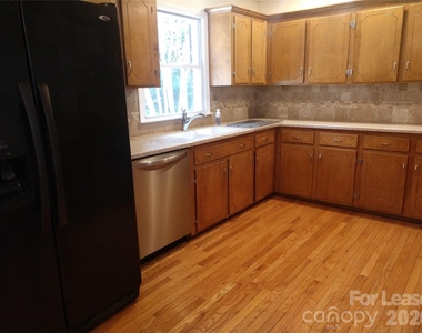 10115 Elmsbrook Lane - Photo Thumbnail 7