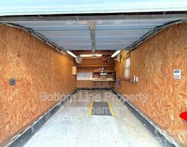613 S York Street - Photo Thumbnail 30
