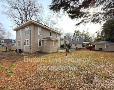 613 S York Street - Photo Thumbnail 35