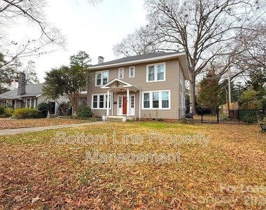 613 S York Street - Photo Thumbnail 1