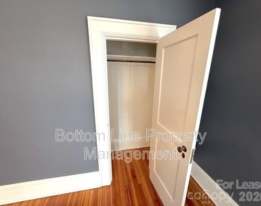 613 S York Street - Photo Thumbnail 22