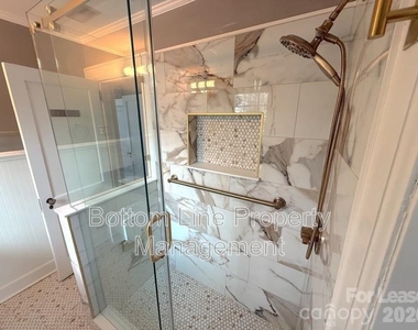 613 S York Street - Photo Thumbnail 28