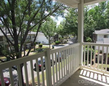21725 Aftonshire Drive - Photo Thumbnail 9