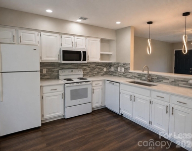 7718 Linda Lake Drive - Photo Thumbnail 1