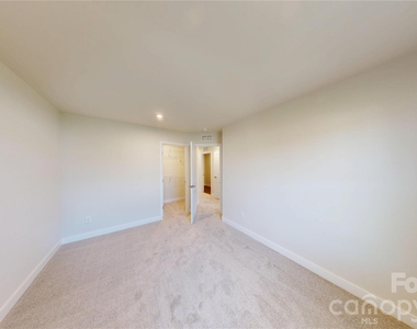 9542 Teamwork Street - Photo Thumbnail 18