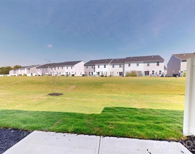 9542 Teamwork Street - Photo Thumbnail 19