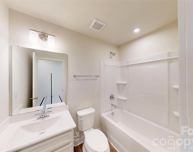 9542 Teamwork Street - Photo Thumbnail 14