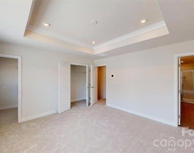 9542 Teamwork Street - Photo Thumbnail 10