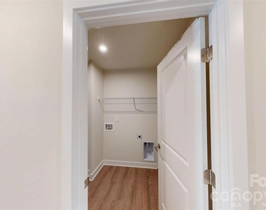 9542 Teamwork Street - Photo Thumbnail 15