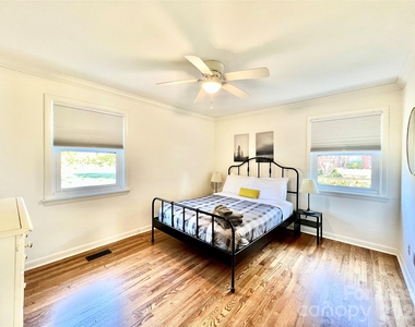 2931 Belmeade Drive - Photo Thumbnail 17