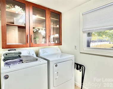 2931 Belmeade Drive - Photo Thumbnail 13