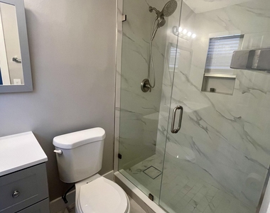 3765 Ne 18th Avenue - Photo Thumbnail 11