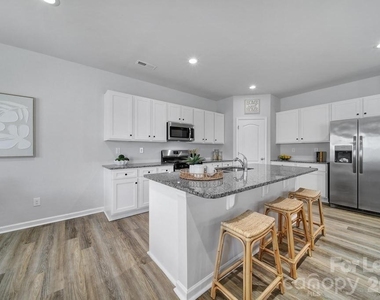 517 Stephen Foster Way - Photo Thumbnail 2