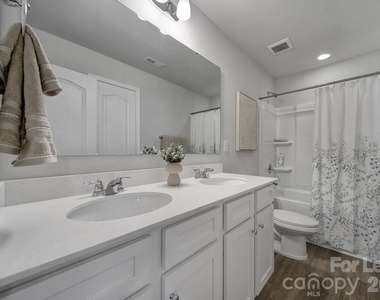 517 Stephen Foster Way - Photo Thumbnail 15
