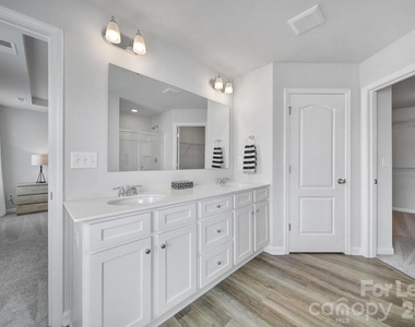 517 Stephen Foster Way - Photo Thumbnail 12