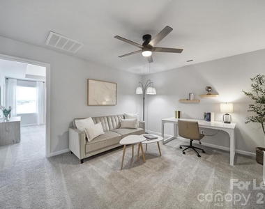 517 Stephen Foster Way - Photo Thumbnail 6