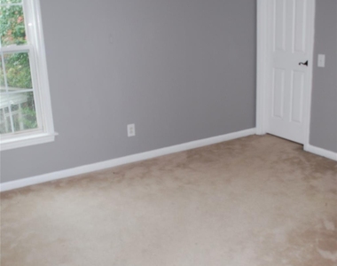 733 Meadow Lake Drive - Photo Thumbnail 9