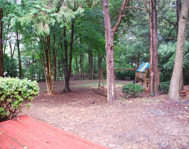 733 Meadow Lake Drive - Photo Thumbnail 2