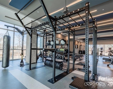 13230 Ballantyne Corporate Place - Photo Thumbnail 14
