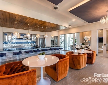 13230 Ballantyne Corporate Place - Photo Thumbnail 9