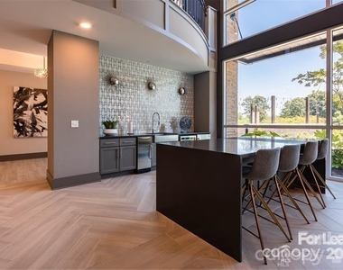 13230 Ballantyne Corporate Place - Photo Thumbnail 6