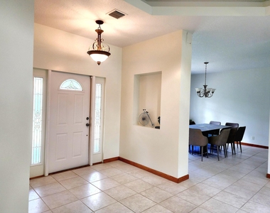 13438 49th Street N - Photo Thumbnail 4