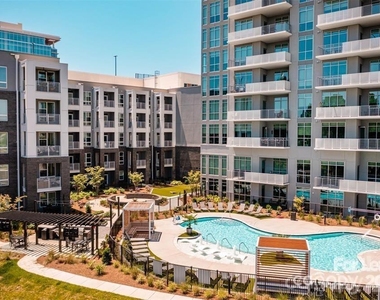 13230 Ballantyne Corporate Place - Photo Thumbnail 1