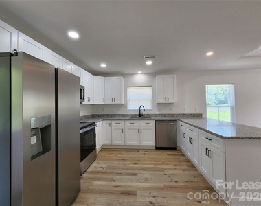 1300 Rainbow Drive - Photo Thumbnail 3