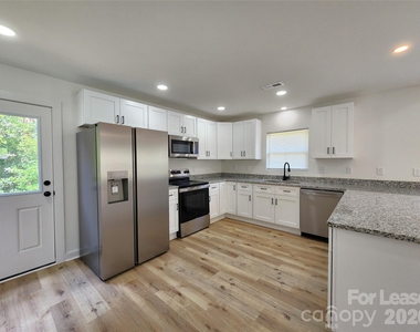 1300 Rainbow Drive - Photo Thumbnail 4