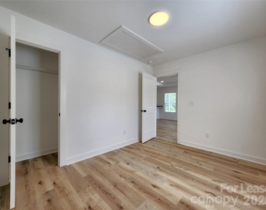 1300 Rainbow Drive - Photo Thumbnail 8