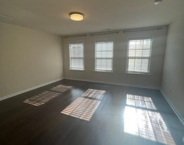 10413 Honeyfur Court - Photo Thumbnail 15