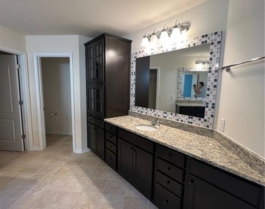 10413 Honeyfur Court - Photo Thumbnail 28