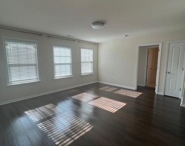 10413 Honeyfur Court - Photo Thumbnail 16