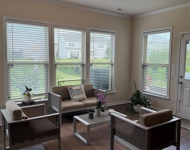10413 Honeyfur Court - Photo Thumbnail 3