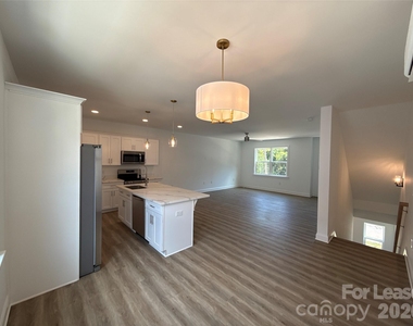 2106 Bombay Way - Photo Thumbnail 1
