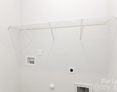 725 N Mcfarland Street - Photo Thumbnail 11