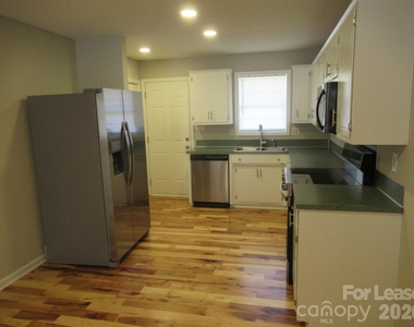 822 Horseshoe Lake Road - Photo Thumbnail 6