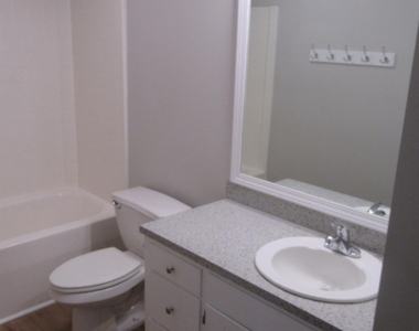 822 Horseshoe Lake Road - Photo Thumbnail 10