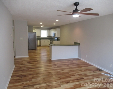 822 Horseshoe Lake Road - Photo Thumbnail 3