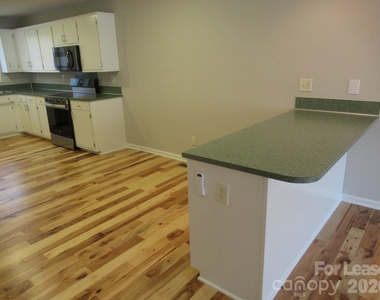 822 Horseshoe Lake Road - Photo Thumbnail 7