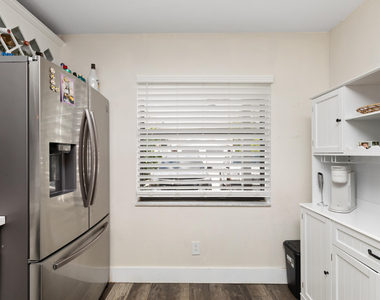 761 Nw 106th Avenue - Photo Thumbnail 20