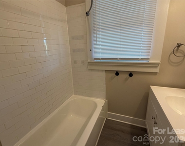 326 E Main Street - Photo Thumbnail 3