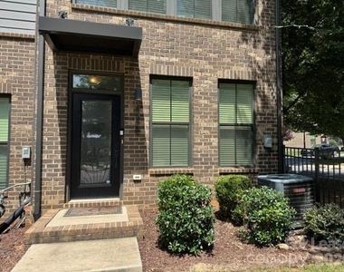 428 W Tremont Avenue - Photo Thumbnail 35